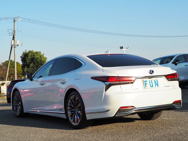 Lexus LS 2017-12 194716-5