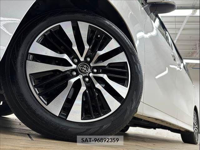 Toyota VELLFIRE 2018-11 369775-11
