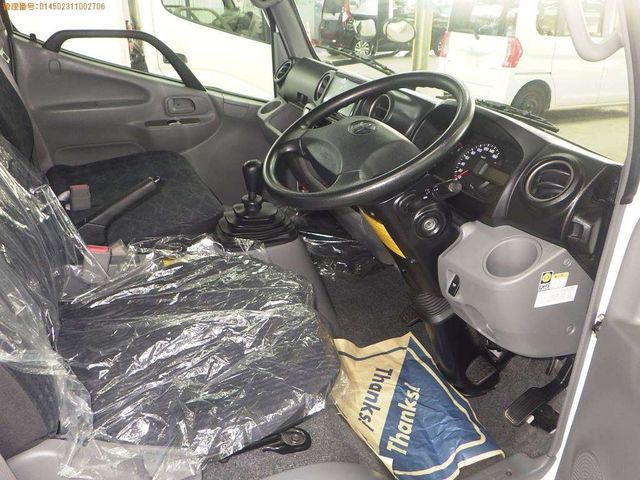 Toyota DYNA TRUCK 2018-09 196263-1