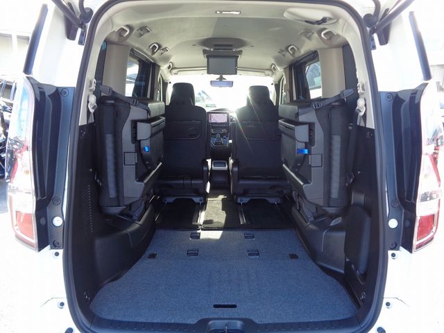 Nissan SERENA 2021-08 15139-8