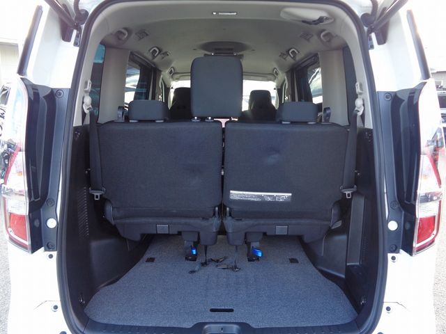 Nissan SERENA 2021-08 15139-7