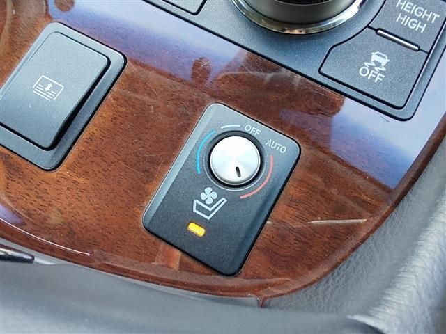 Lexus LS 2013-12 1636-15