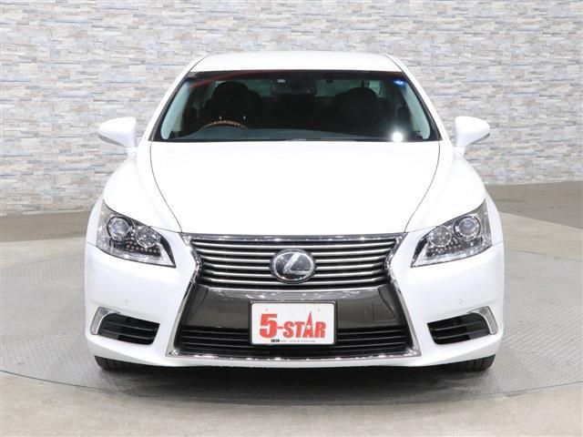 Lexus LS 2013-12 1636-3