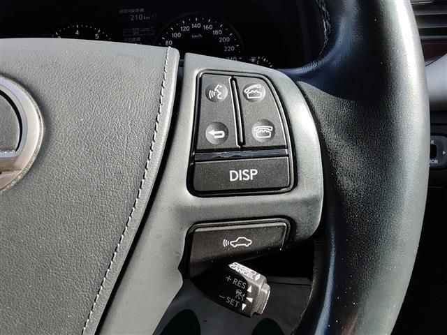 Lexus LS 2013-12 1636-10