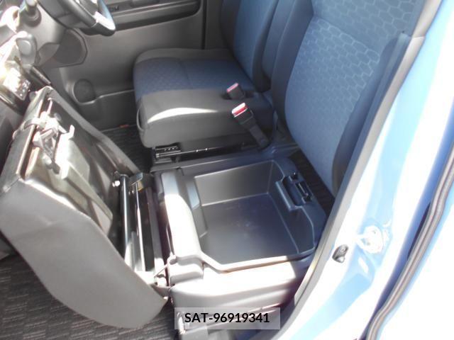Daihatsu WAKE 2017-03 290184-24