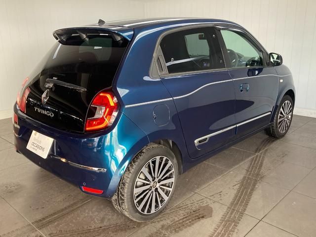 Renault TWINGO 2022-09 16999-6