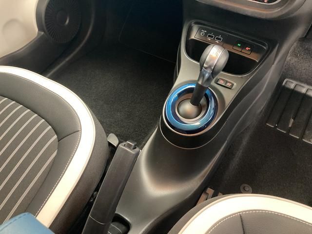 Renault TWINGO 2022-09 16999-12