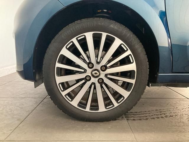 Renault TWINGO 2022-09 16999-9