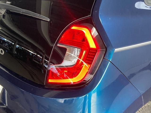 Renault TWINGO 2022-09 16999-8