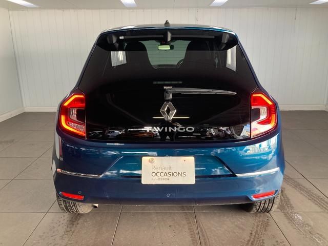 Renault TWINGO 2022-09 16999-4