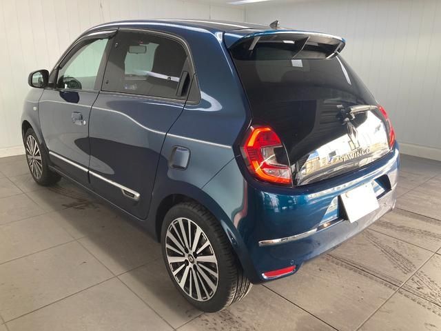 Renault TWINGO 2022-09 16999-2