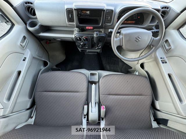 Suzuki EVERY 2017-05 268852-16
