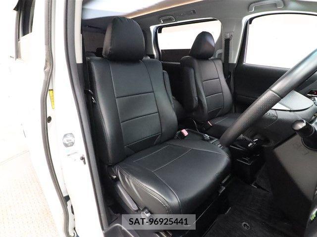 Toyota ALPHARD 2011-12 208051-3