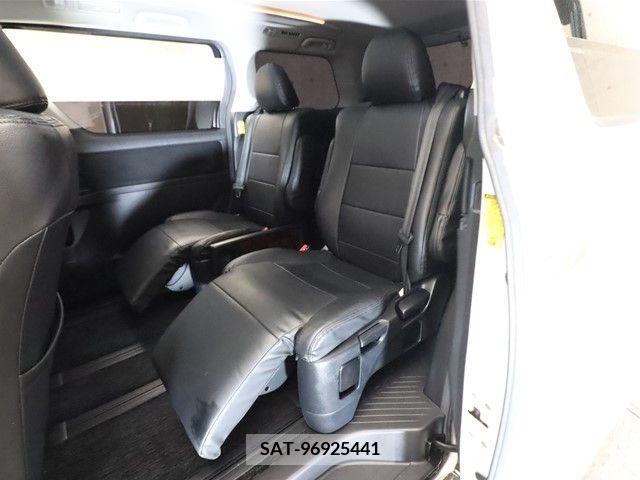 Toyota ALPHARD 2011-12 208051-6