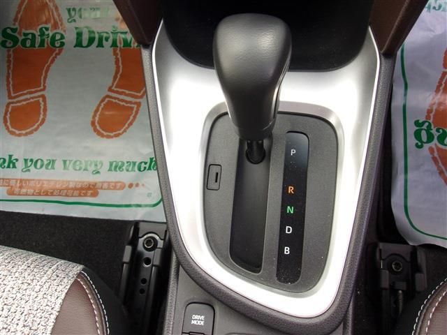 Toyota YARIS CROSS 2021-08 194234-19