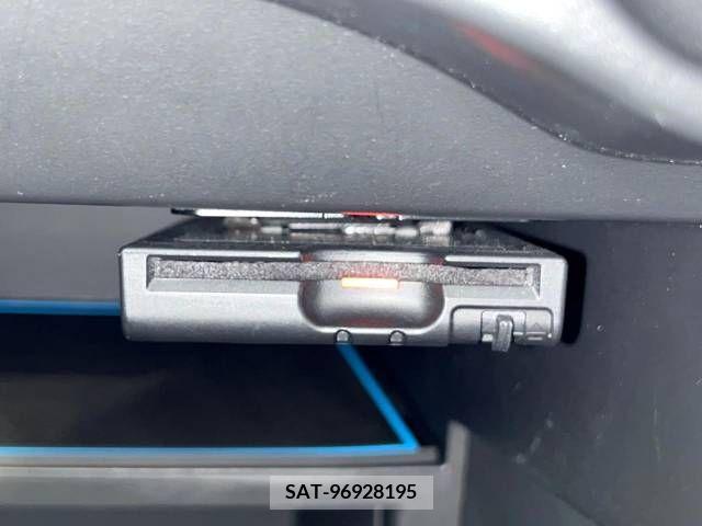Nissan NOTE 2018-02 325621-5