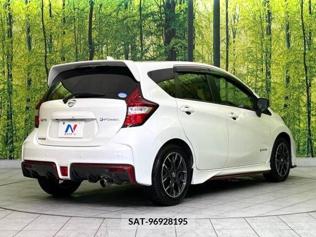 Nissan NOTE 2018-02 325621-17