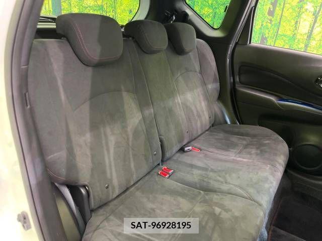 Nissan NOTE 2018-02 325621-9