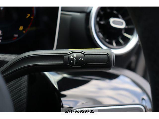 Mercedes Benz A-CLASS 2018-01 276495-6