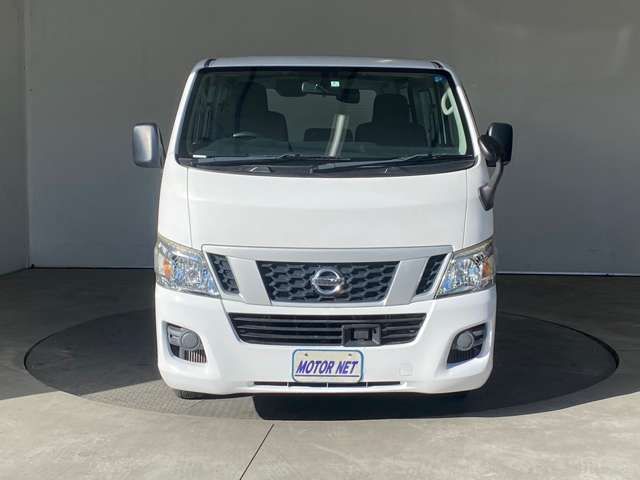 Nissan NV350 Caravan 2017-07 187657-6