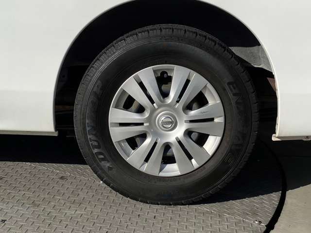 Nissan NV350 Caravan 2017-07 187657-14