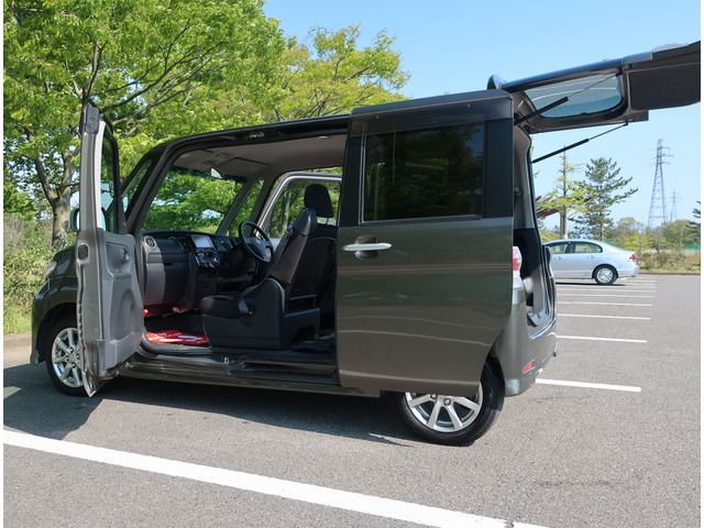 Daihatsu TANTO CUSTOM 2011-07 189379-13