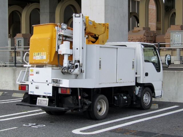 Isuzu ELF TRUCK 2004-08 143-3
