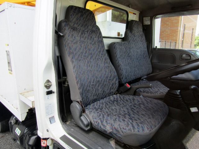 Isuzu ELF TRUCK 2004-08 143-11