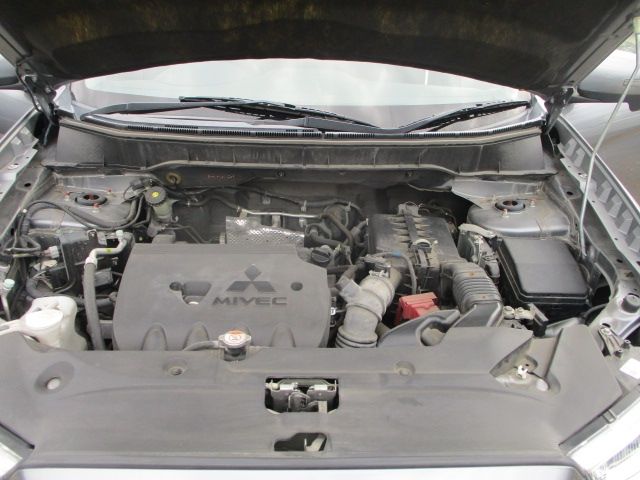 Mitsubishi RVR 2017-03 9131-28