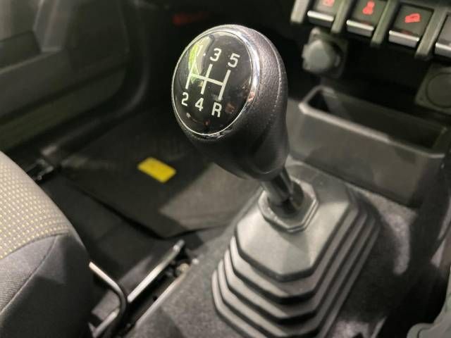 Suzuki JIMNY 2022-07 15801-3