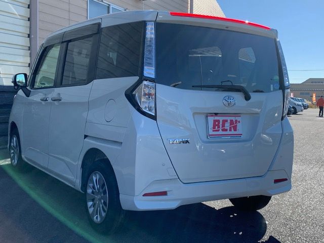 Toyota TANK 2018-01 188251-8