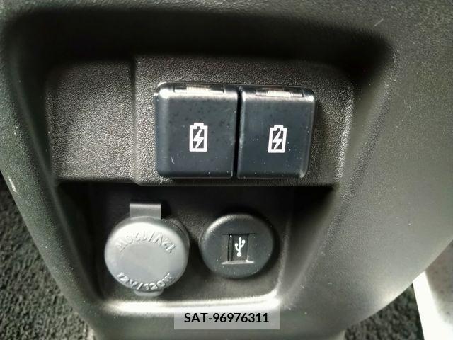 Suzuki SPACIA 2023-08 368644-21