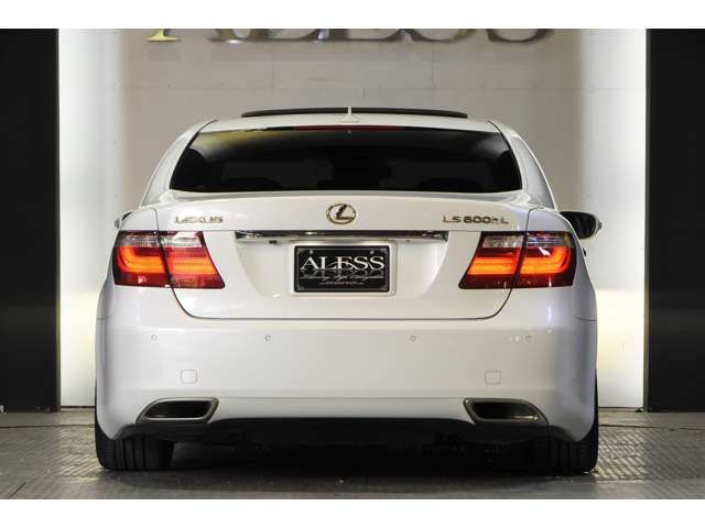 Lexus LS 2006-11 2417-19