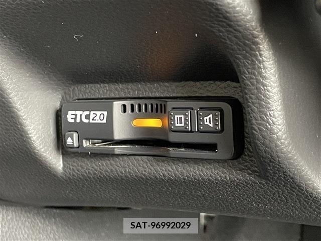 Honda VEZEL 2022-04 227922-18