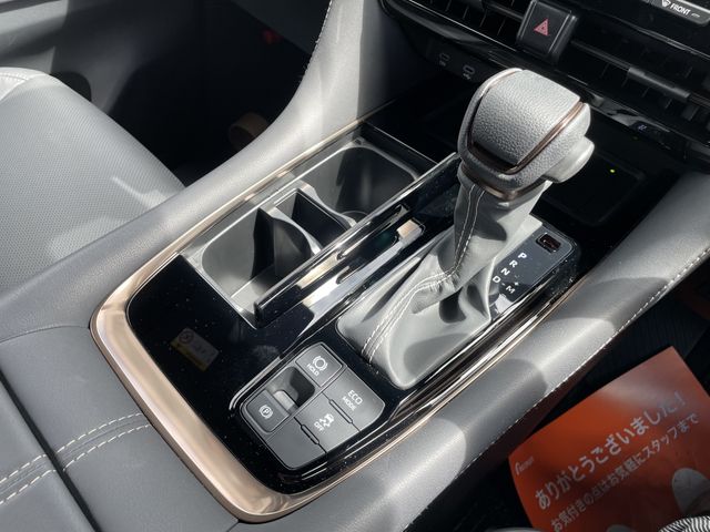 Toyota ALPHARD 2023-08 23334-21