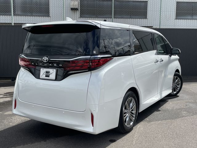 Toyota ALPHARD 2023-08 23334-8