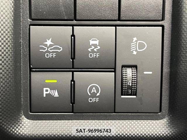Toyota RAIZE 2023-06 215480-7