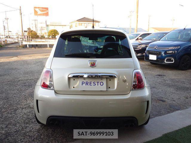 Fiat 500 2011-06 234675-4