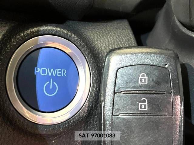 Toyota AQUA 2023-06 356138-7