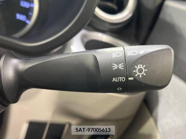 Daihatsu CAST 2016-02 294811-7