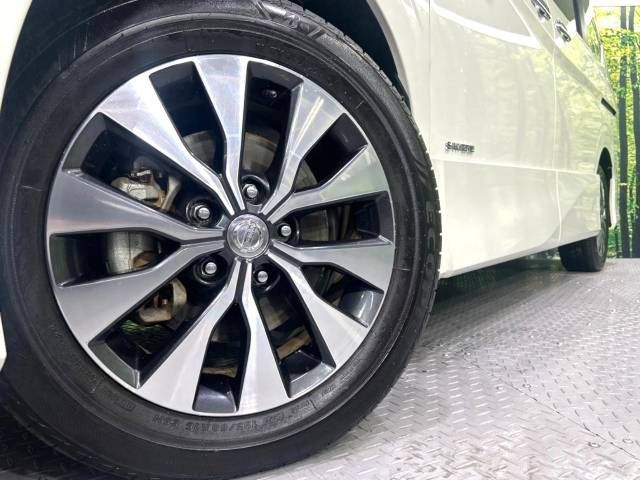 Nissan SERENA 2018-11 194150-13
