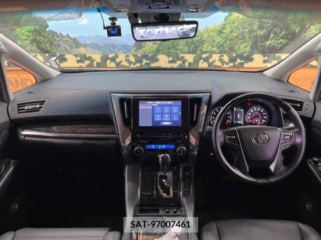 Toyota ALPHARD 2021-05 299622-1