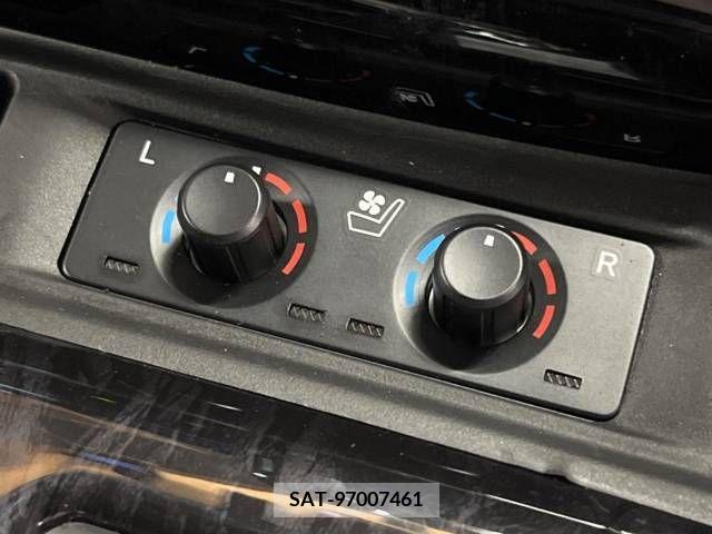 Toyota ALPHARD 2021-05 299622-10