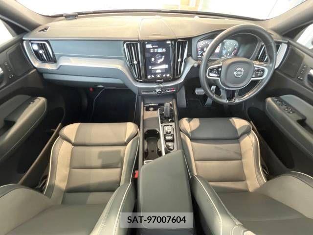 Volvo XC60 2021-06 236709-1
