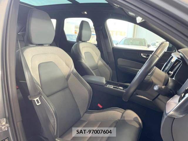 Volvo XC60 2021-06 236709-11