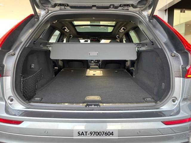 Volvo XC60 2021-06 236709-13