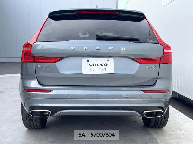 Volvo XC60 2021-06 236709-18