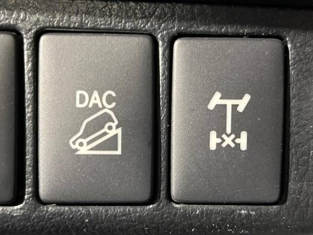 Toyota HILUX 2019-09 6617-4
