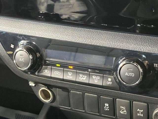 Toyota HILUX 2019-09 6617-7