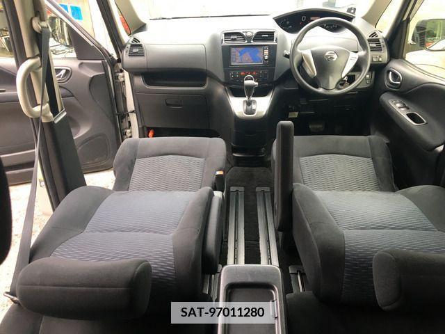 Nissan SERENA 2012-05 381849-6